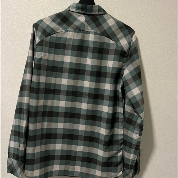 Men Shirt Flannel Small (elegant shirt) - Picture 2 of 3
